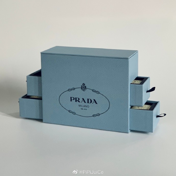 PRADA.jpg