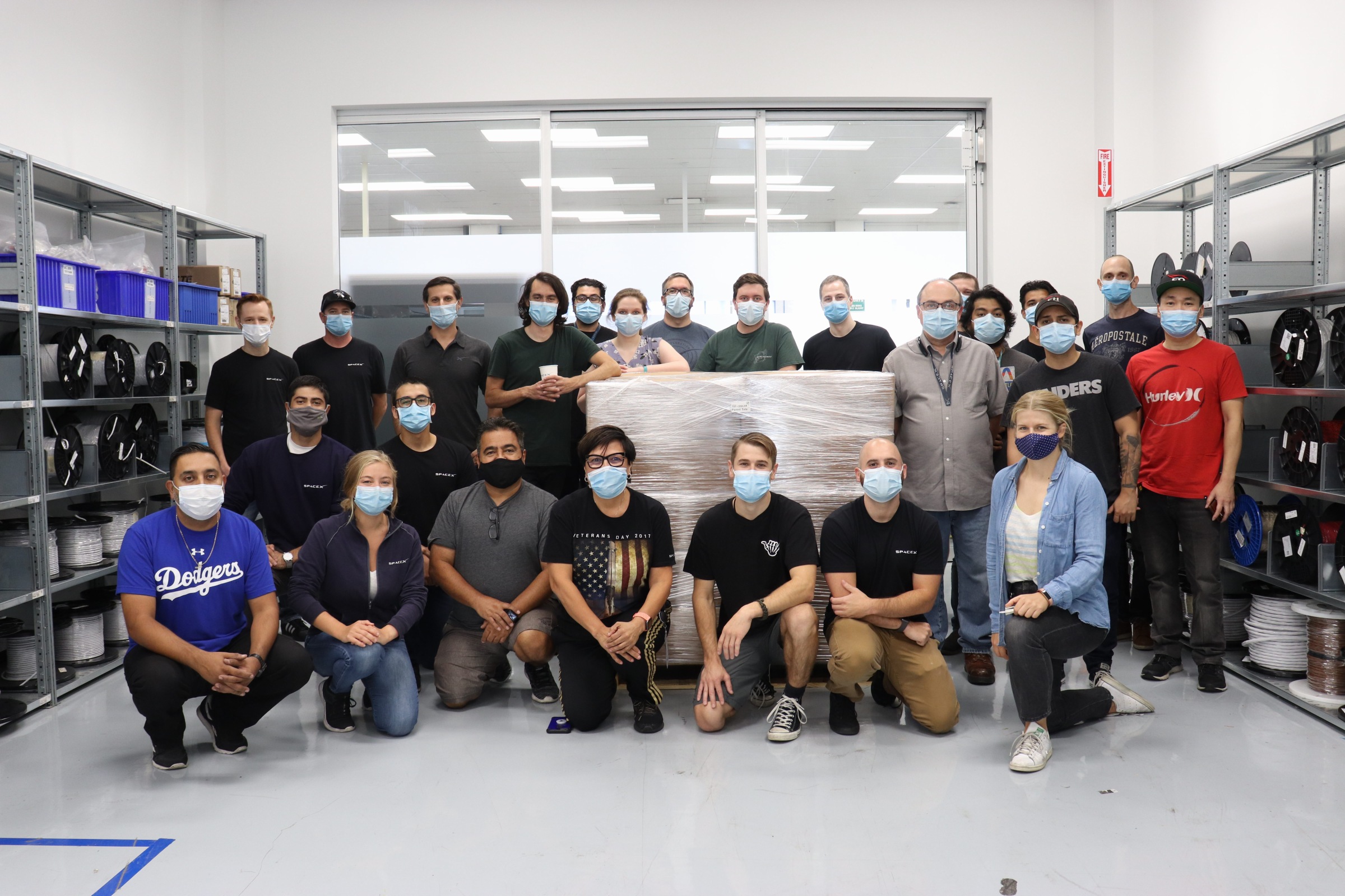 SpaceX_BigGroup2.jpg