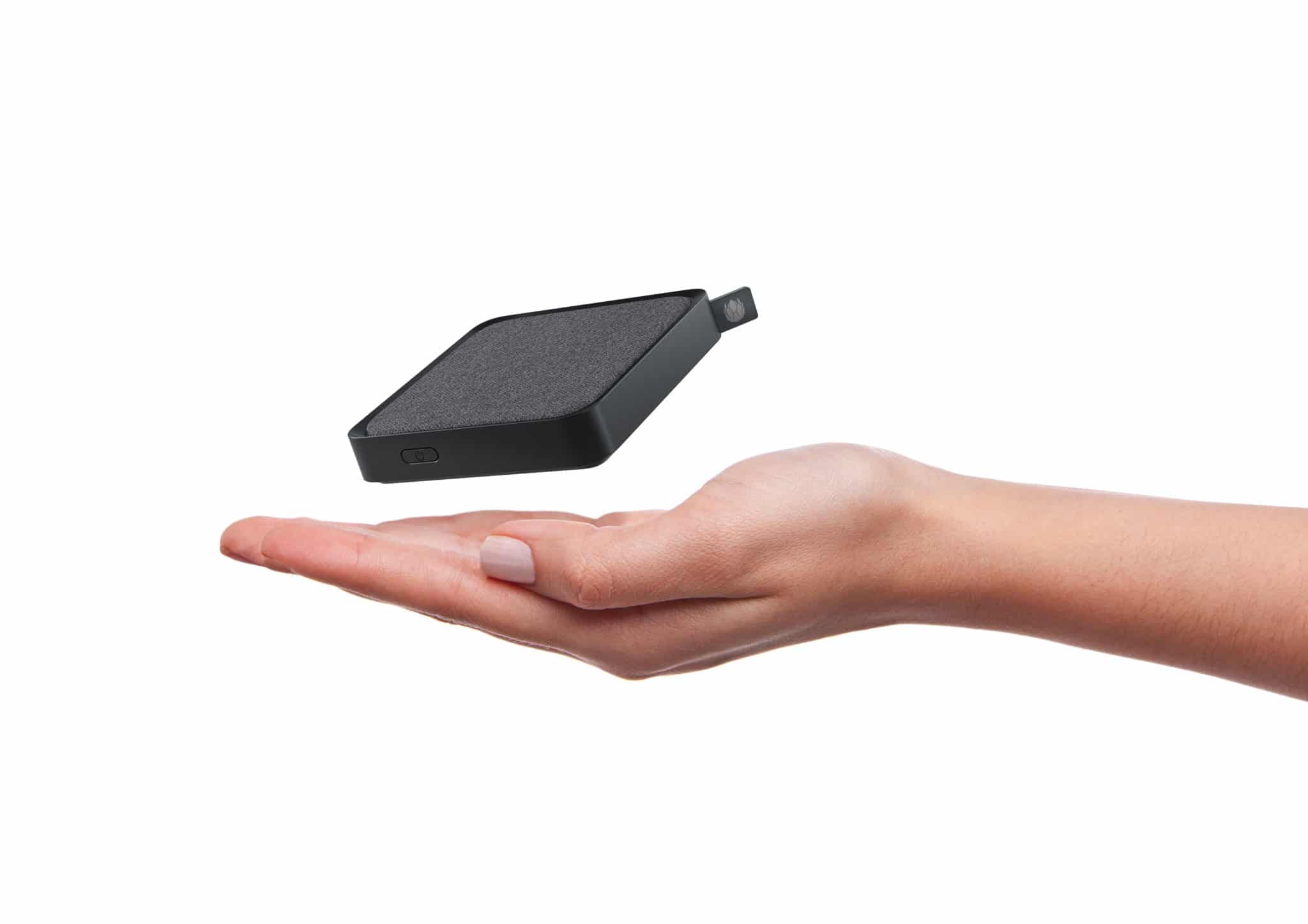 1.-Box_Fly_hand-scaled.jpg