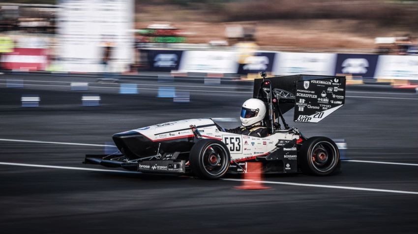 赢创为同济电车队DIAN Racing 2020赛车提供了3D打印阻燃尼龙12粉末和ROHACELL®轻质泡沫材料.JPG