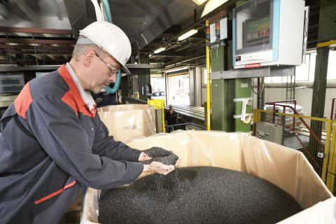 1653983280522491.jpg Lanxess_web.jpg