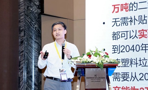 MarcoZhong_web.jpg