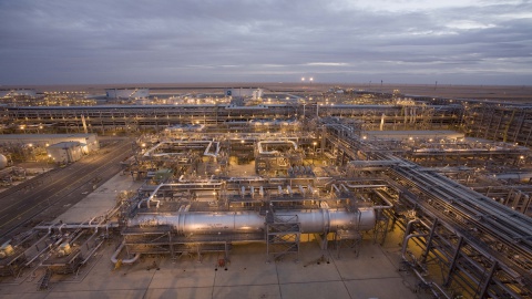 691亿美元，沙特阿美完成SABIC70%股权收购